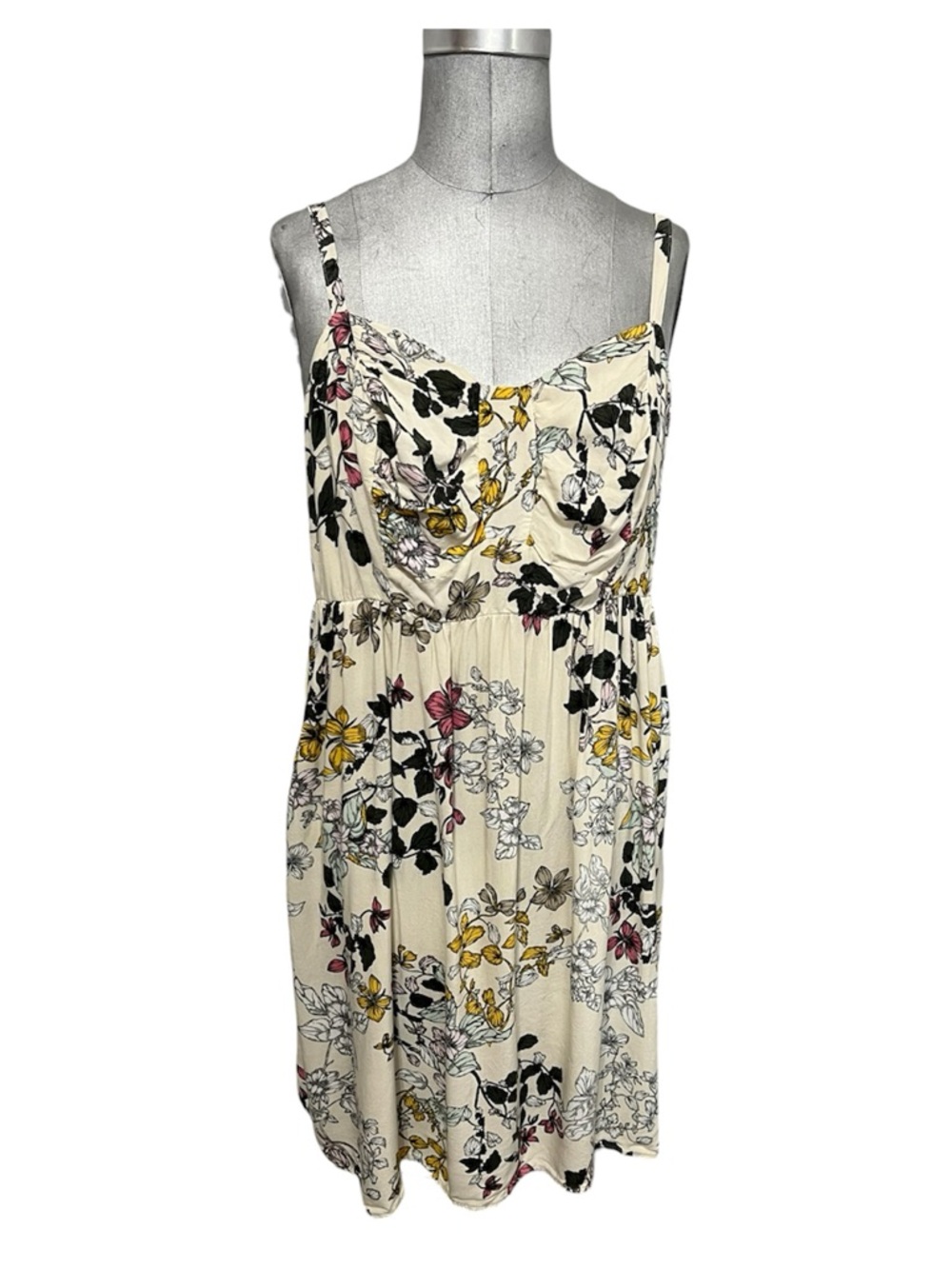 Torrid Spaghetti Strap Ivory/Floral Sundress Size 1 (14/16)